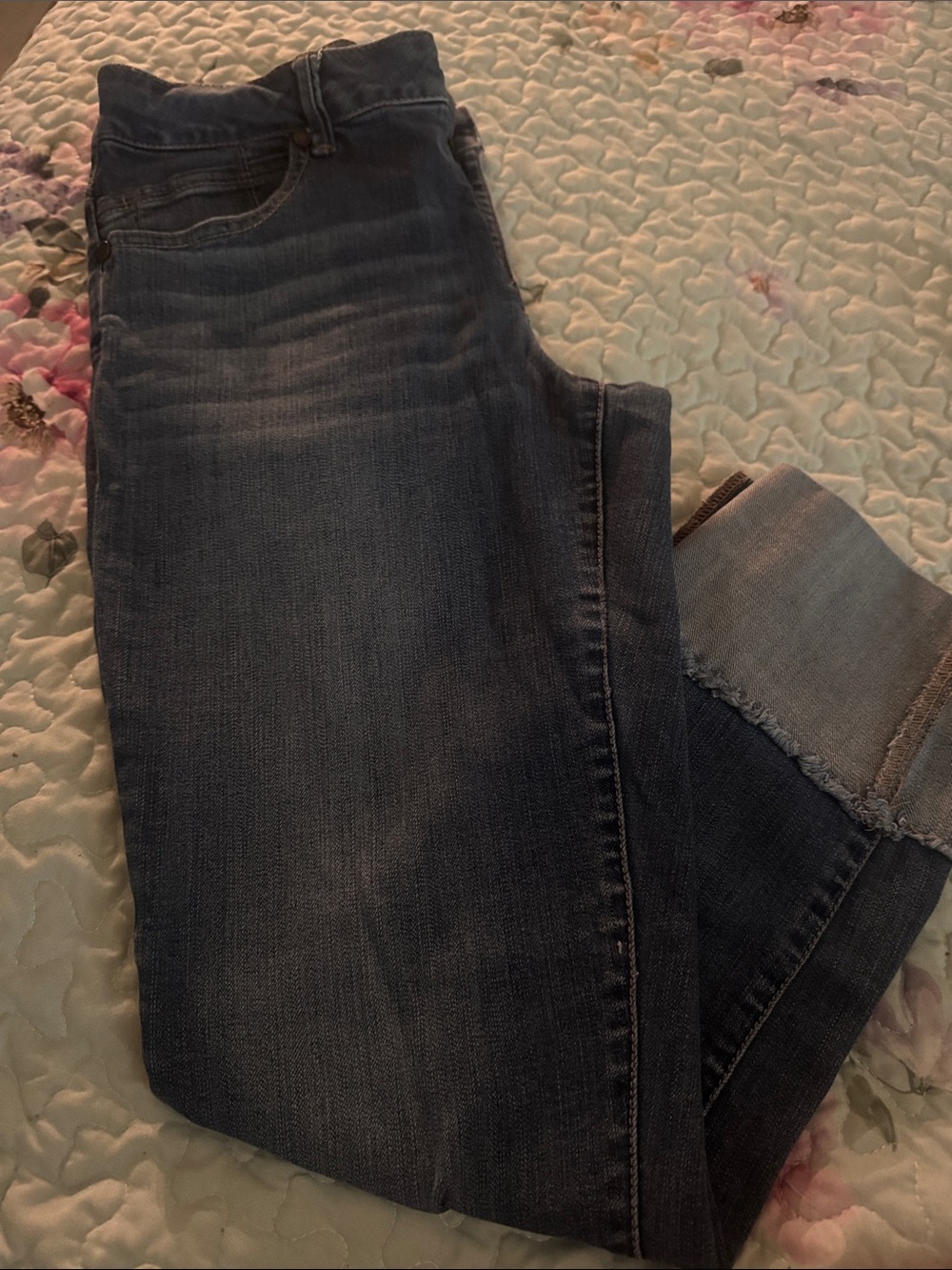 Women’s size 8, 822 Denim by Taylor crop jeans
